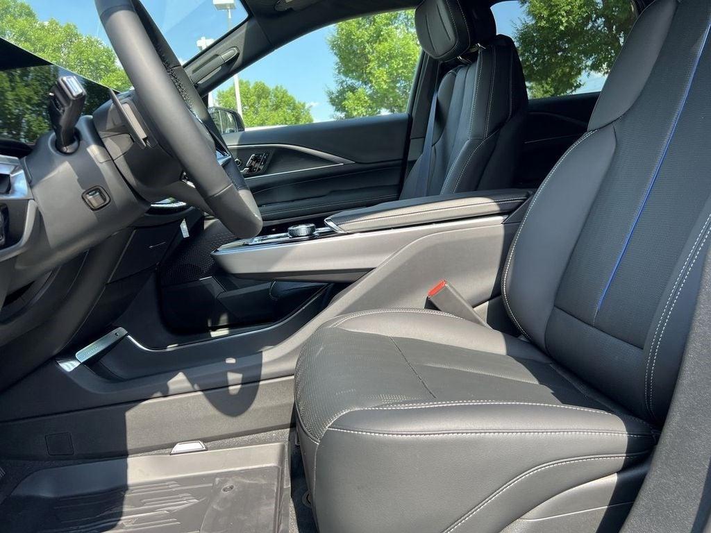 new 2025 Cadillac LYRIQ car