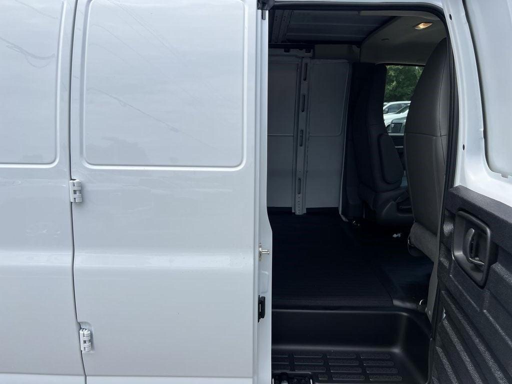 new 2025 GMC Savana 2500 car, priced at $42,525