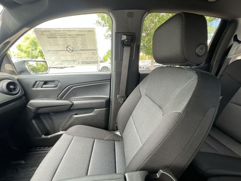 new 2025 Chevrolet Colorado car, priced at $33,785