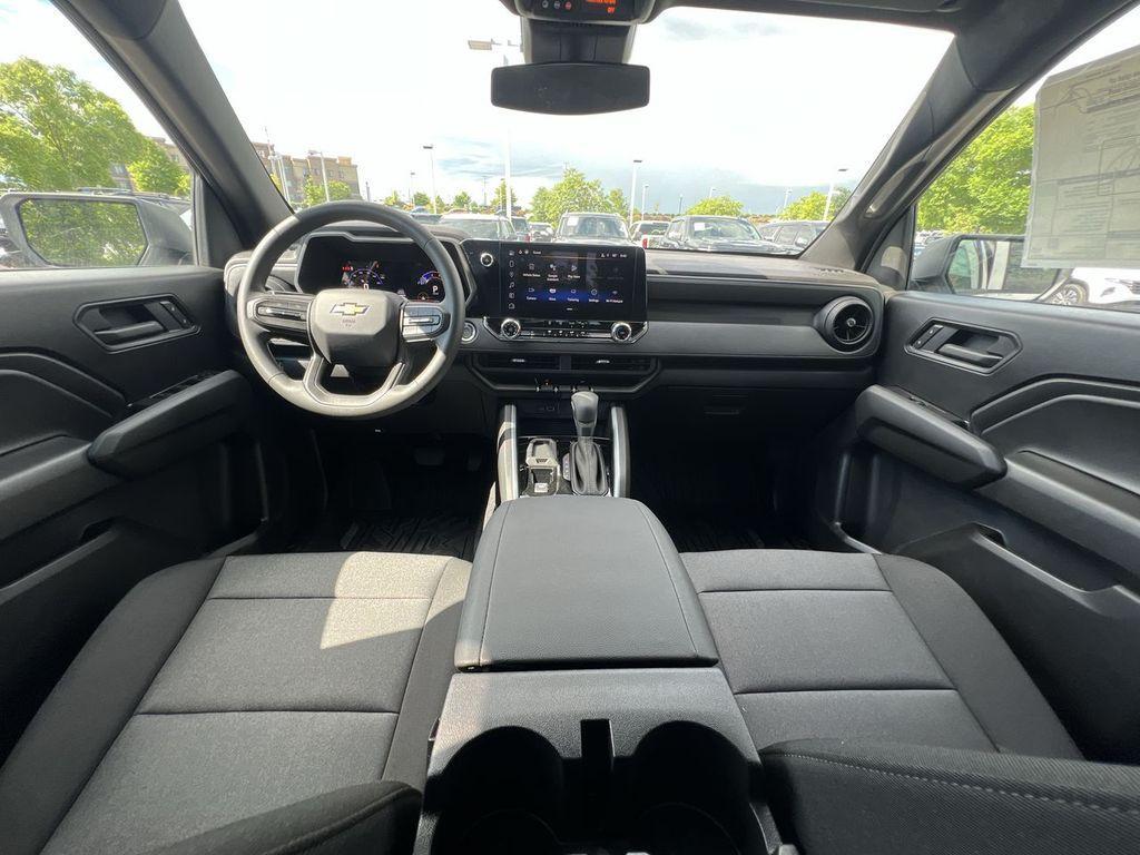 new 2025 Chevrolet Colorado car, priced at $33,785