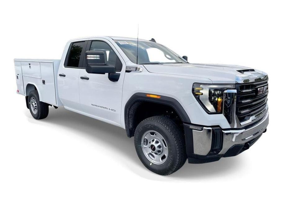 new 2025 GMC Sierra 2500 car, priced at $56,271