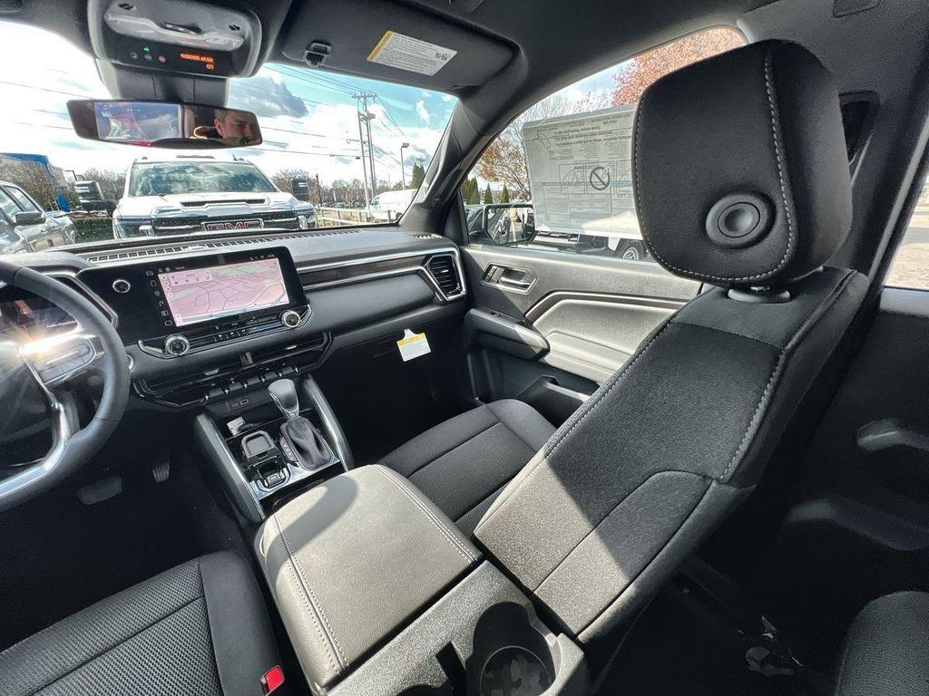 new 2024 GMC Canyon car, priced at $39,695
