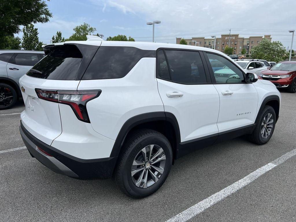 new 2026 Chevrolet Equinox car, priced at $32,245