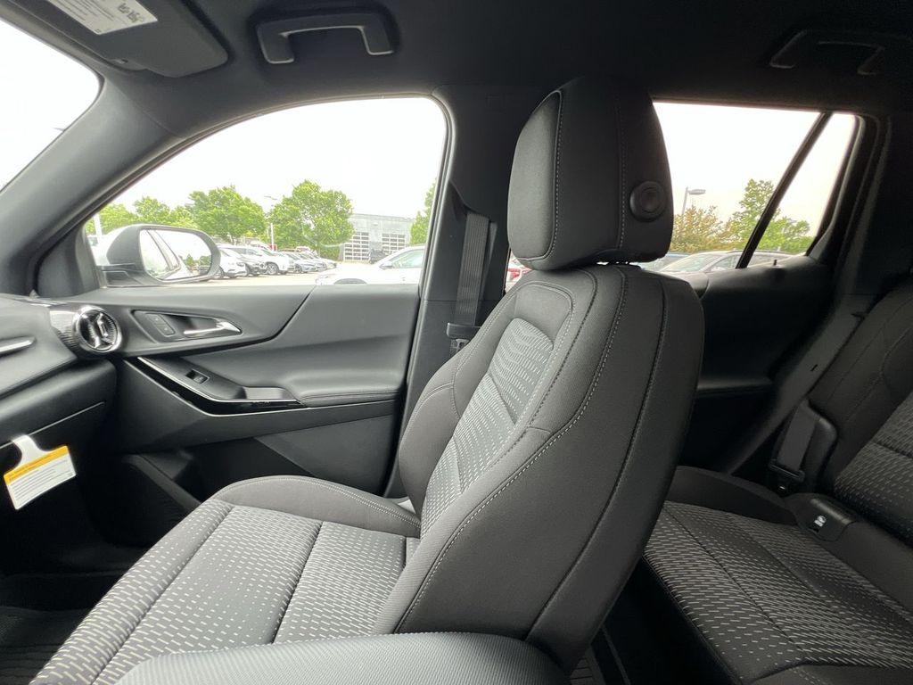new 2026 Chevrolet Equinox car, priced at $32,245