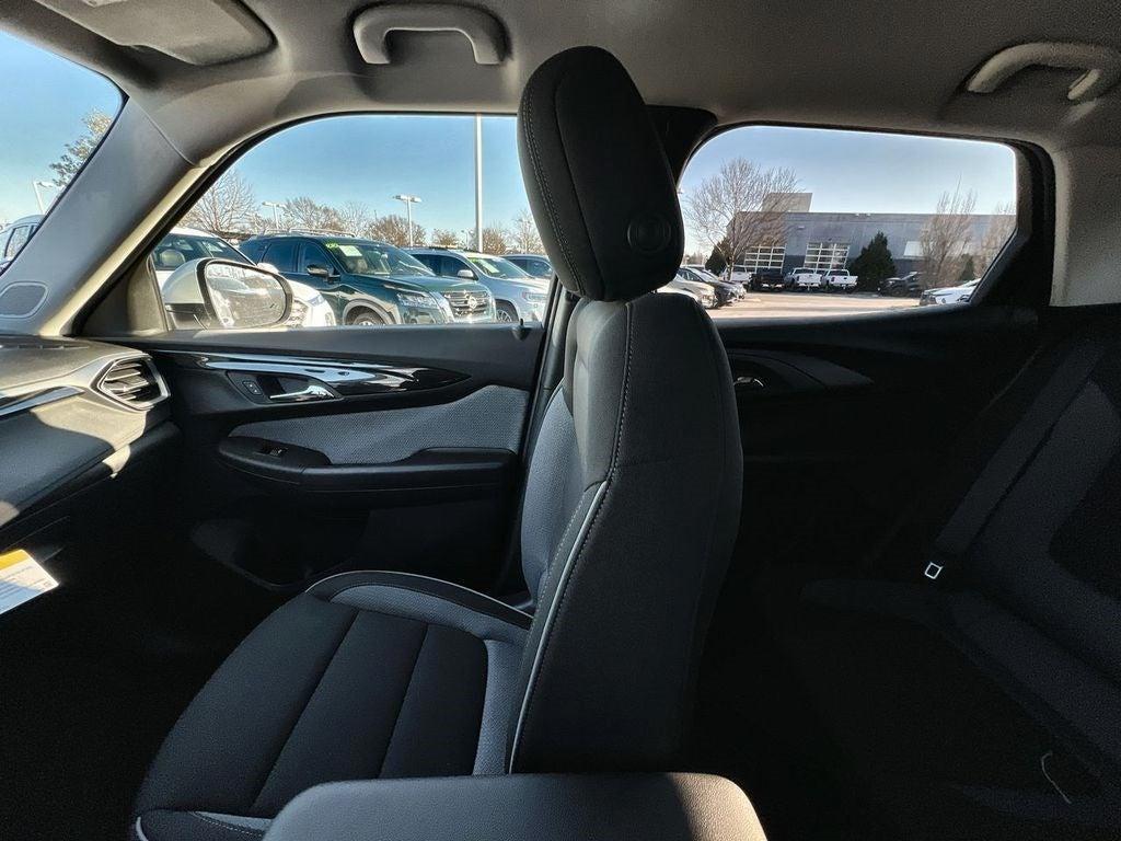 new 2025 Chevrolet TrailBlazer car, priced at $26,980