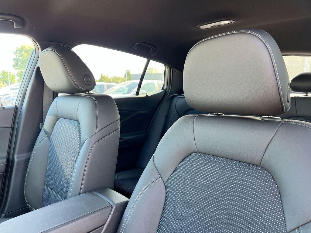 new 2025 Buick Envista car, priced at $27,280