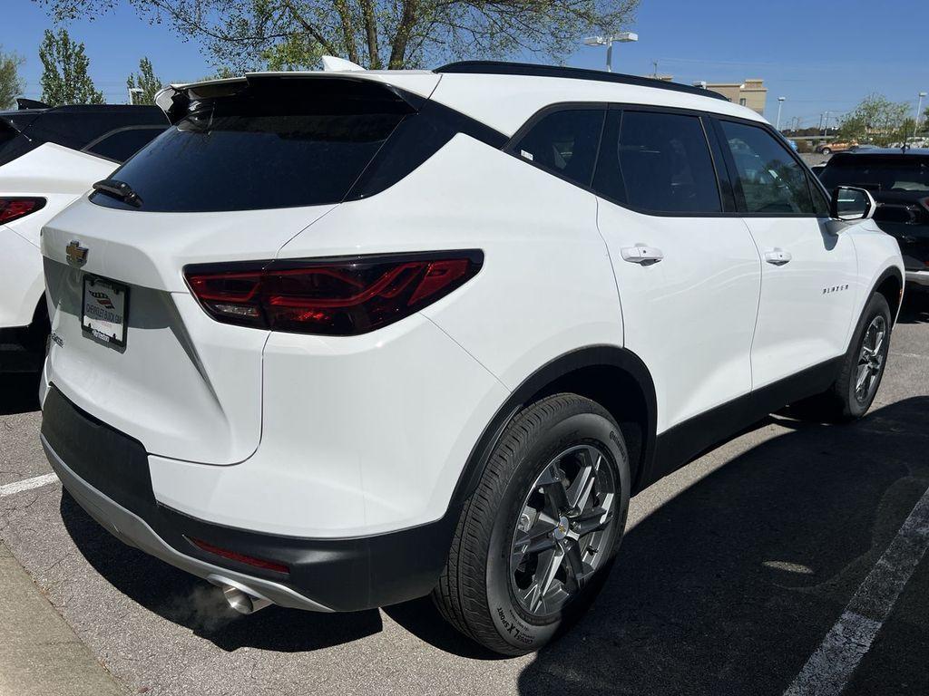 new 2025 Chevrolet Blazer car, priced at $33,549