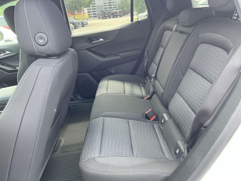 new 2026 Chevrolet Equinox car, priced at $30,320