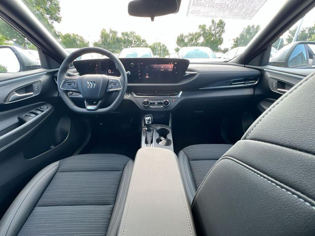 new 2025 Buick Envista car, priced at $27,280