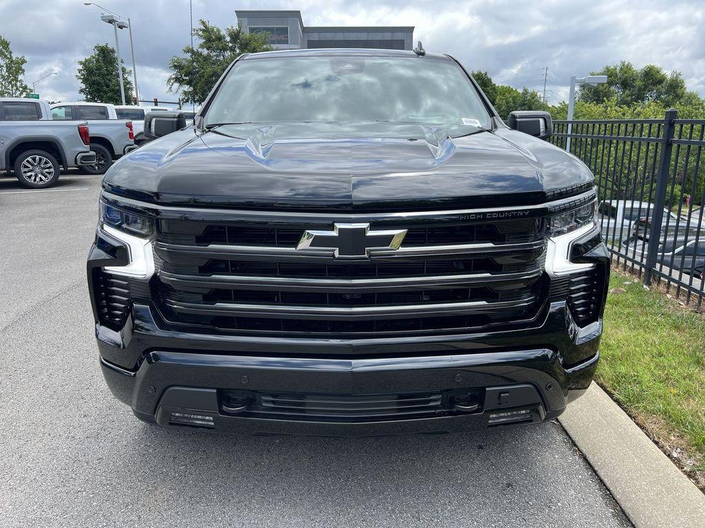 new 2025 Chevrolet Silverado 1500 car, priced at $70,555
