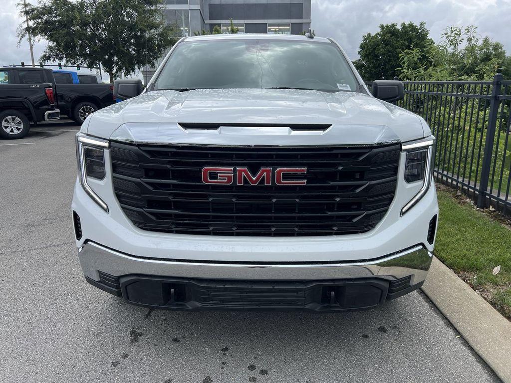 new 2025 GMC Sierra 1500 car, priced at $47,335