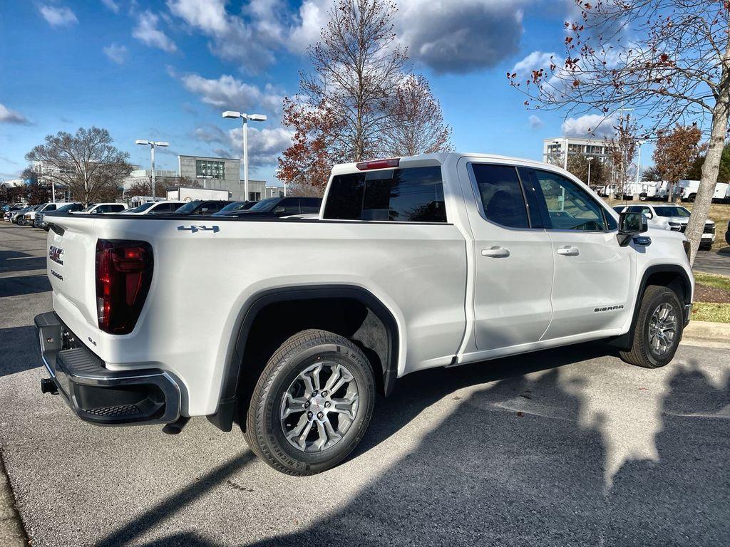 new 2025 GMC Sierra 1500 car, priced at $47,045