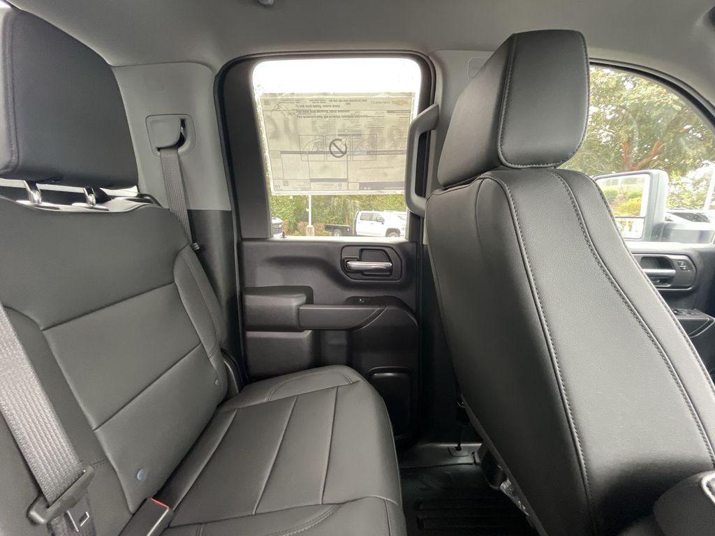 new 2025 Chevrolet Silverado 2500 car, priced at $58,723
