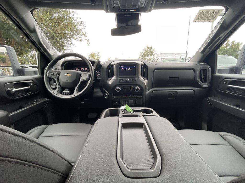 new 2025 Chevrolet Silverado 2500 car, priced at $58,723