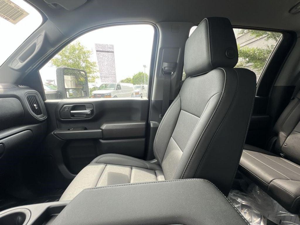 new 2025 Chevrolet Silverado 3500 car, priced at $72,463