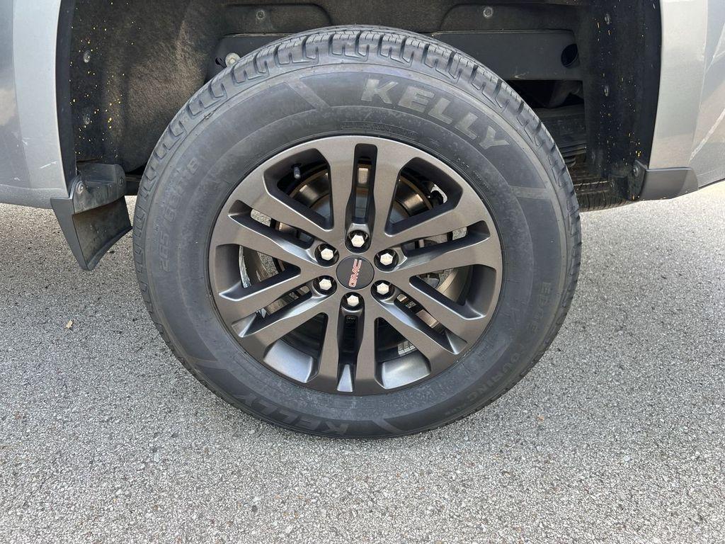 used 2020 GMC Canyon car, priced at $26,000