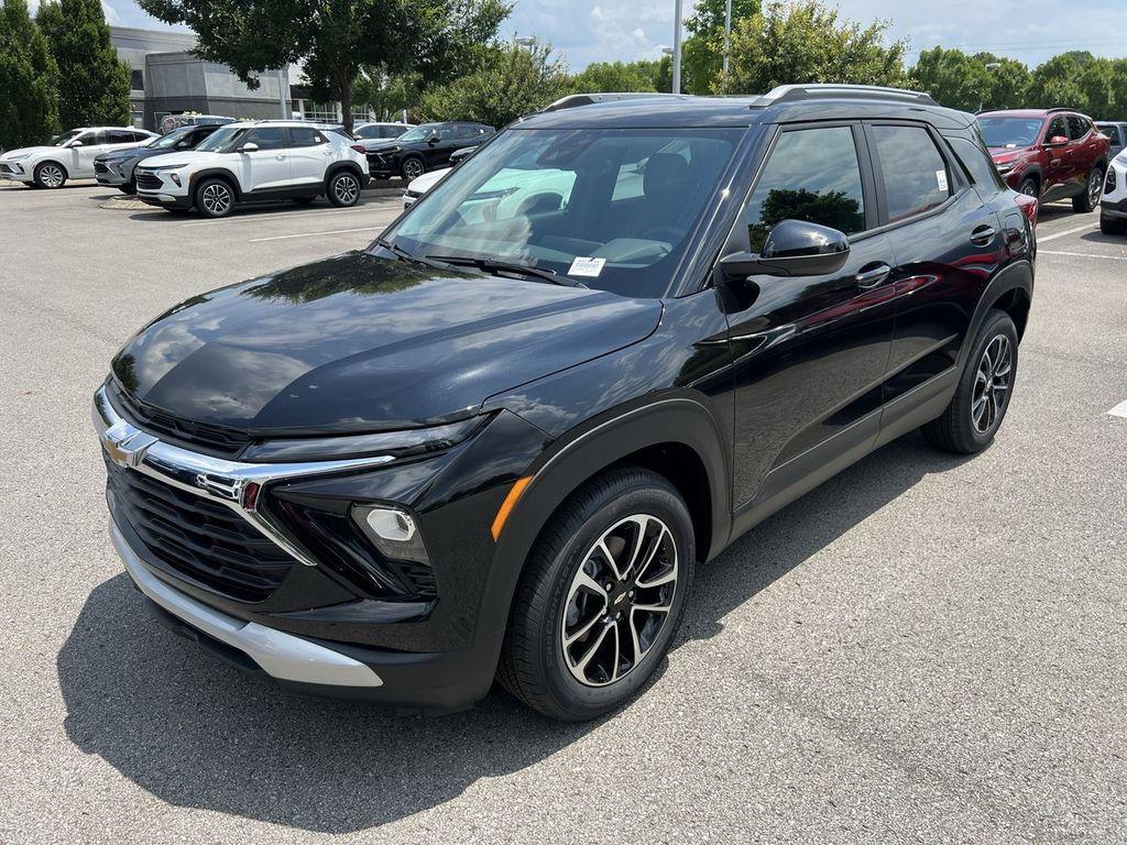 new 2026 Chevrolet TrailBlazer car, priced at $28,670