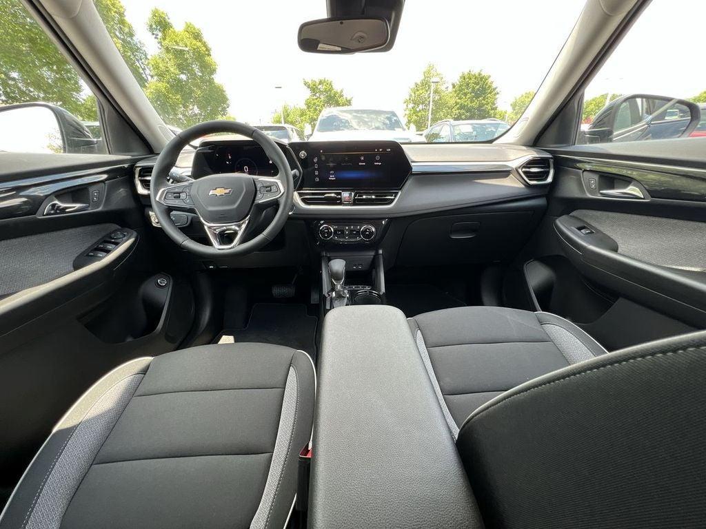 new 2026 Chevrolet TrailBlazer car, priced at $28,670