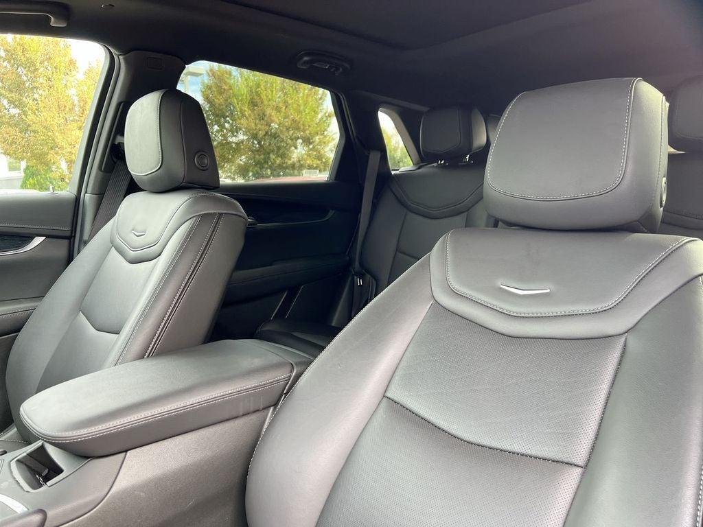 used 2025 Cadillac XT5 car, priced at $41,500