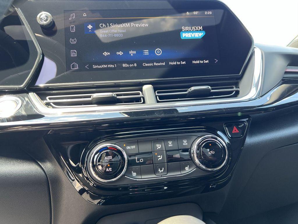new 2025 Chevrolet Trax car, priced at $27,285