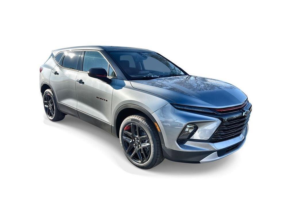 new 2025 Chevrolet Blazer car, priced at $40,080