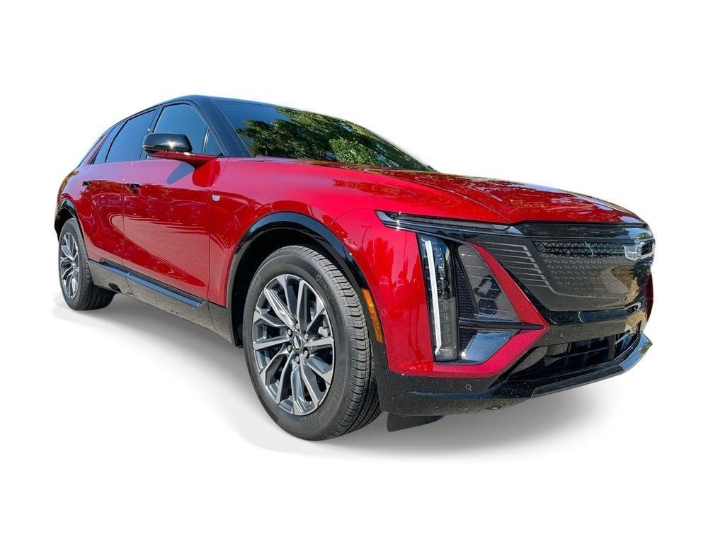 new 2025 Cadillac LYRIQ car