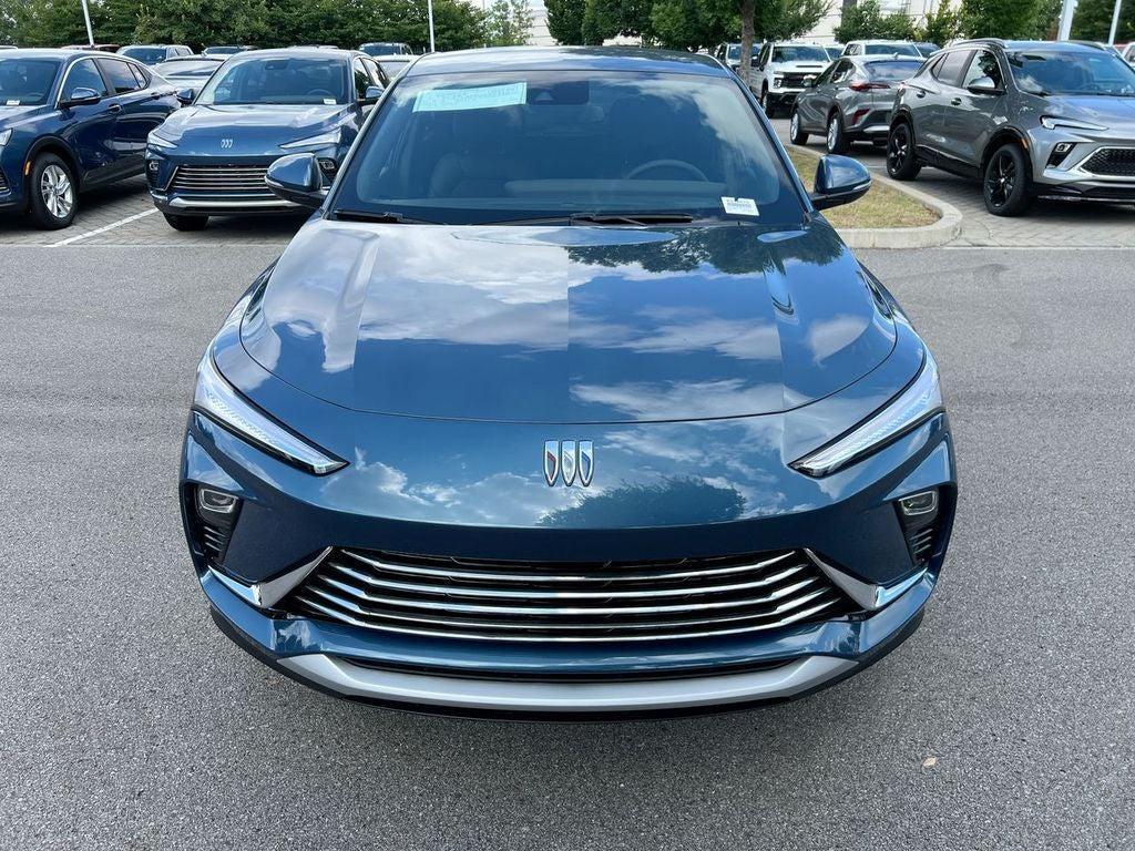 new 2025 Buick Envista car, priced at $27,280