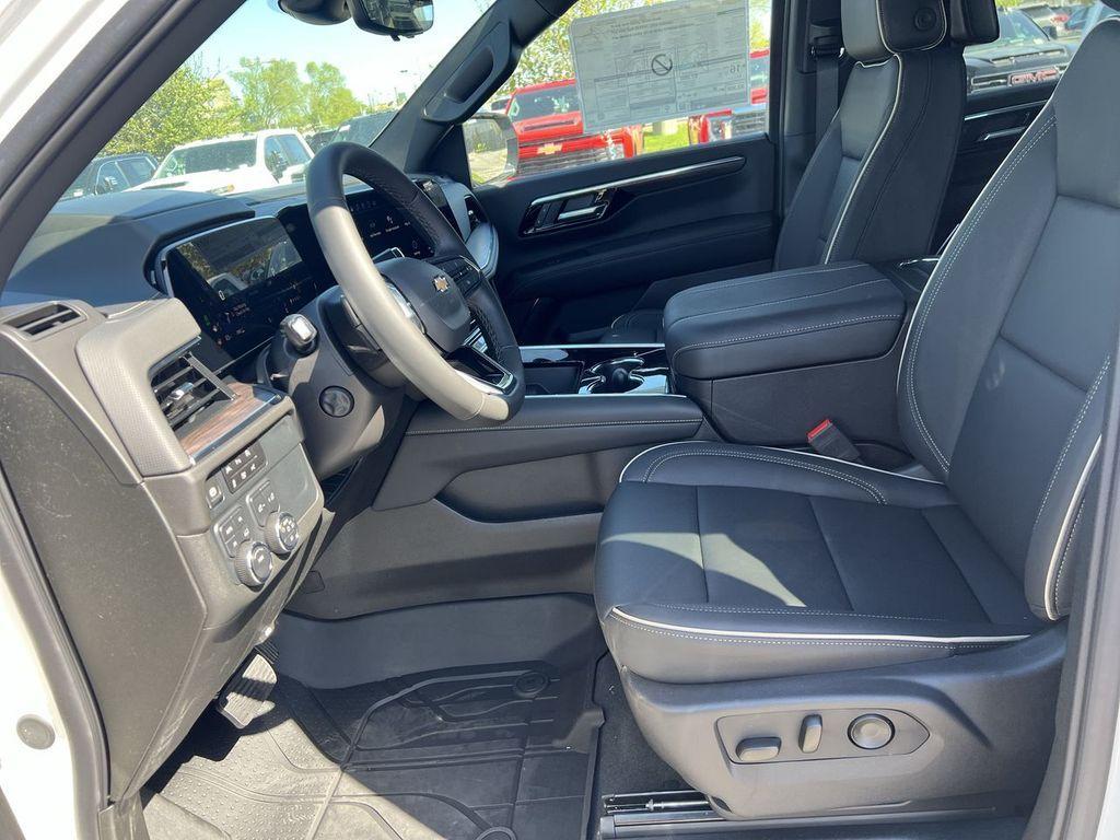 new 2025 Chevrolet Suburban car, priced at $91,275