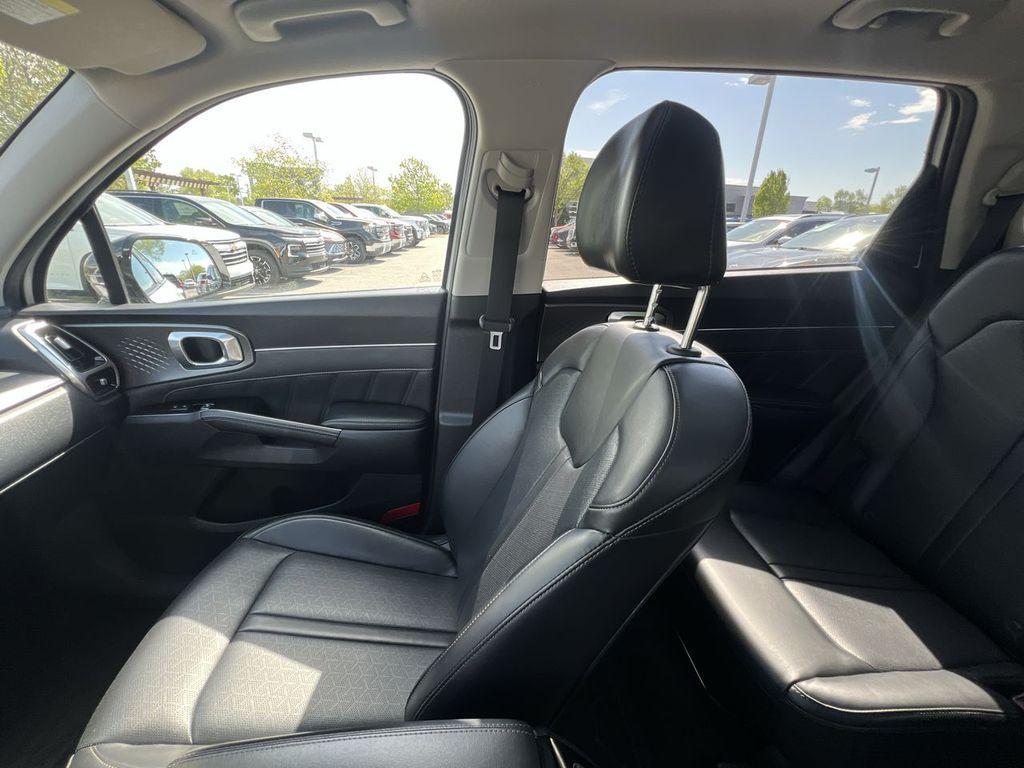 used 2021 Kia Sorento car, priced at $27,500