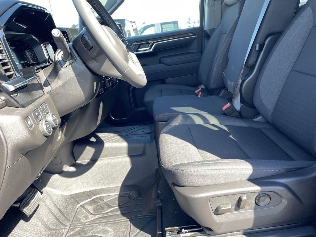 new 2025 Chevrolet Silverado 1500 car, priced at $49,850