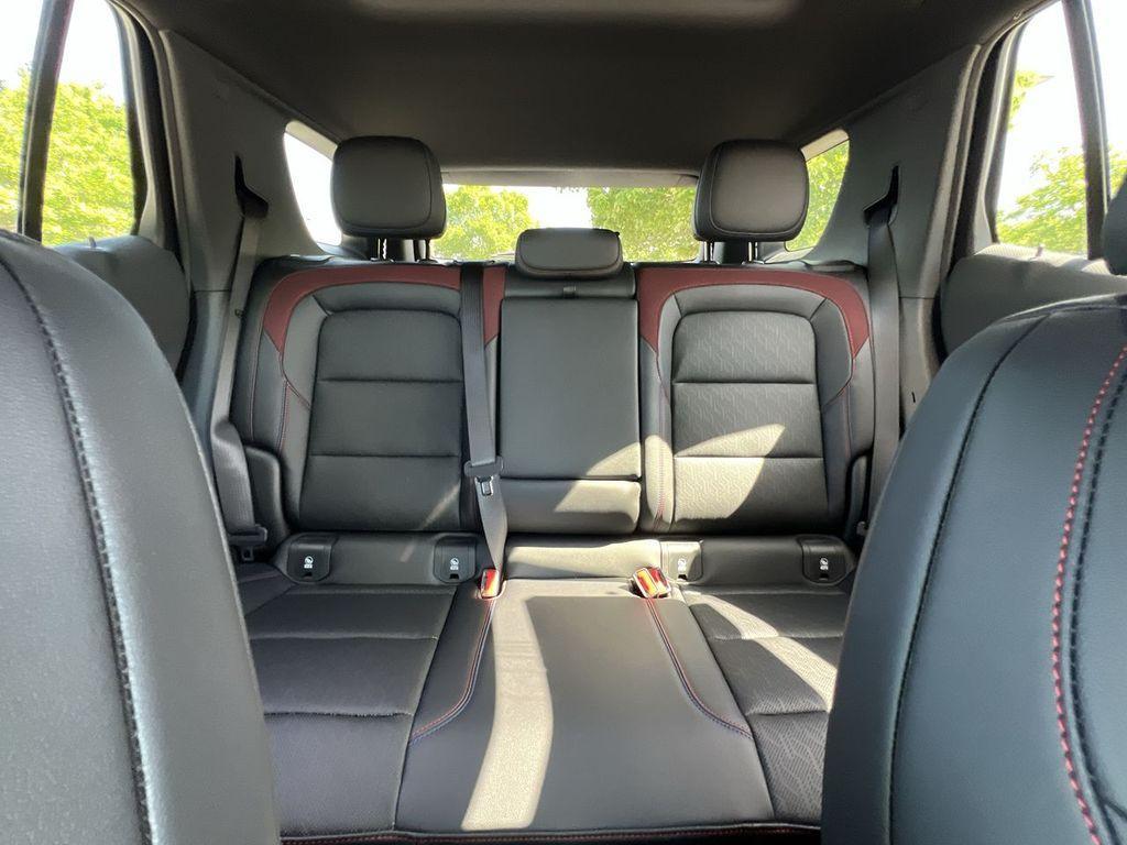 new 2026 Chevrolet Equinox car, priced at $35,890