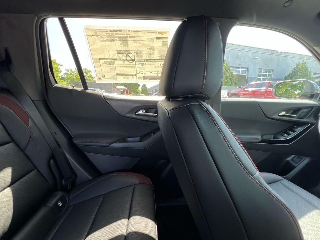 new 2026 Chevrolet Equinox car, priced at $35,890
