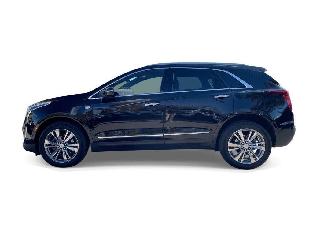 used 2022 Cadillac XT5 car, priced at $37,104