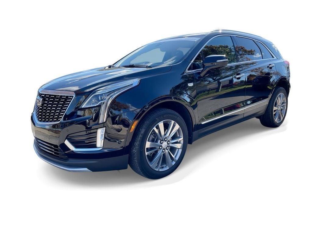 used 2022 Cadillac XT5 car, priced at $37,104