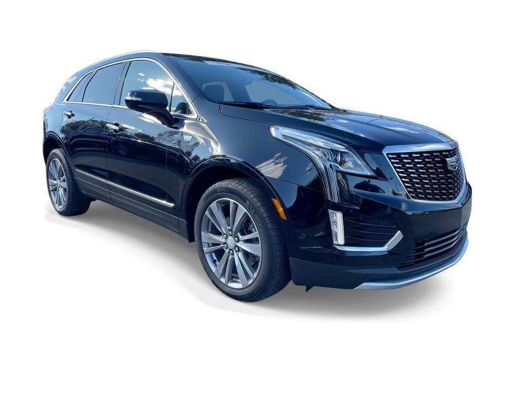 used 2022 Cadillac XT5 car, priced at $37,104