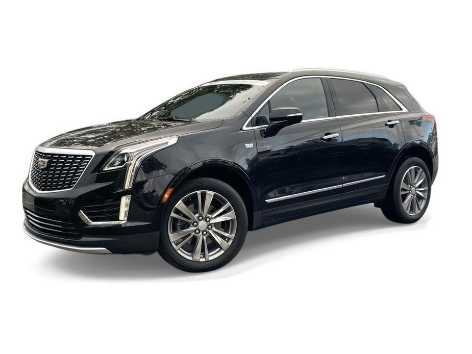 used 2022 Cadillac XT5 car, priced at $37,221