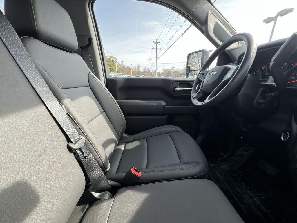 new 2025 Chevrolet Silverado 2500 car, priced at $58,163