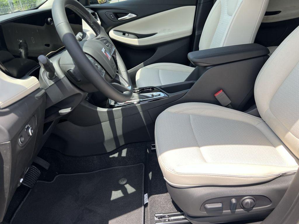 new 2025 Buick Encore GX car, priced at $30,725