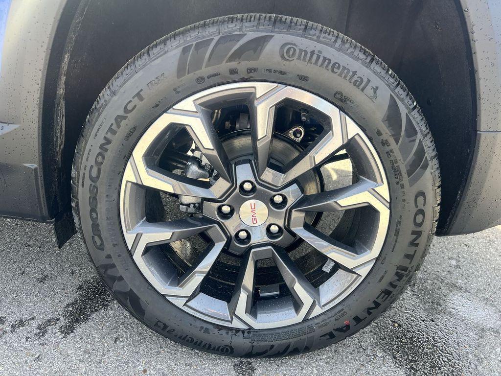 new 2025 GMC Terrain car, priced at $37,540