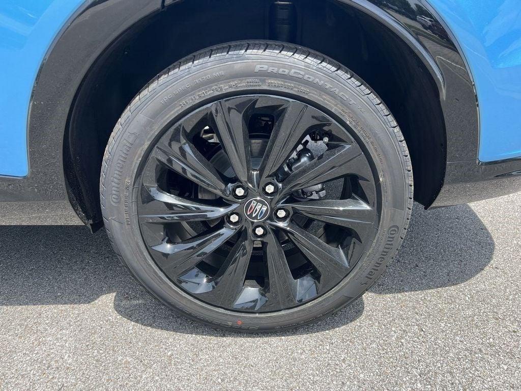 new 2025 Buick Envista car, priced at $29,970