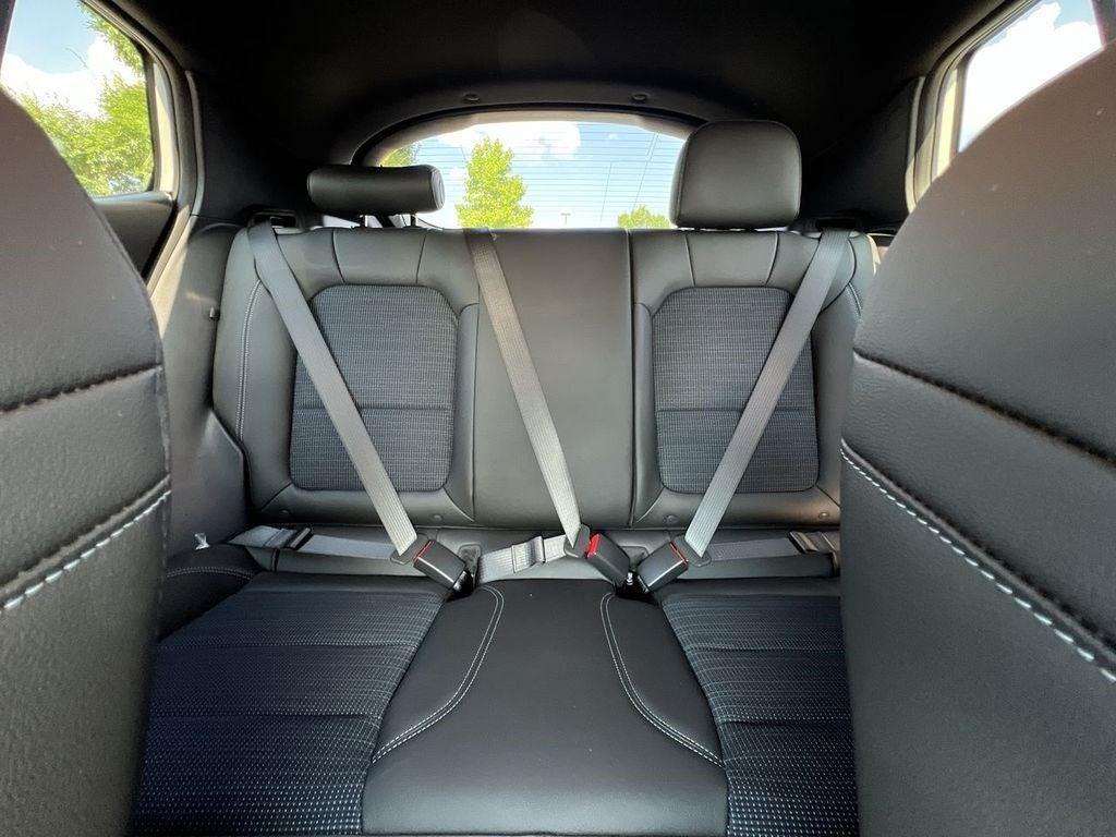 new 2025 Buick Envista car, priced at $26,190