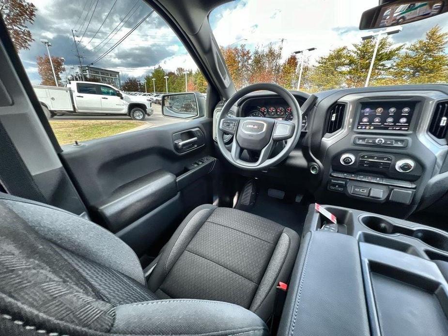 new 2025 GMC Sierra 1500 car, priced at $53,115