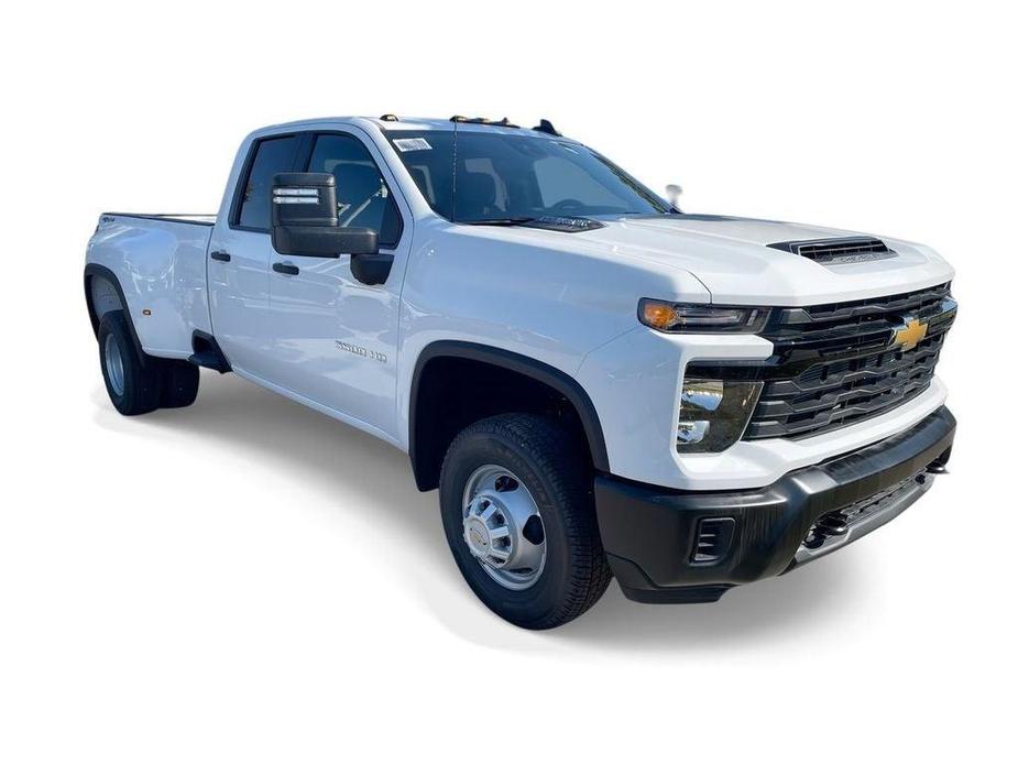 new 2025 Chevrolet Silverado 3500 car