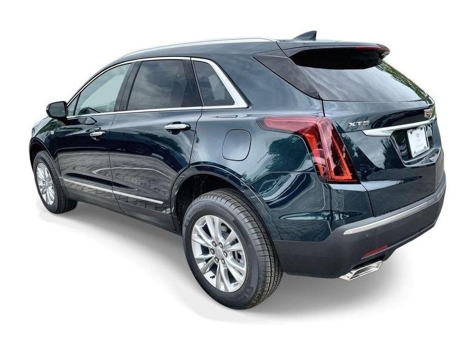 new 2024 Cadillac XT5 car