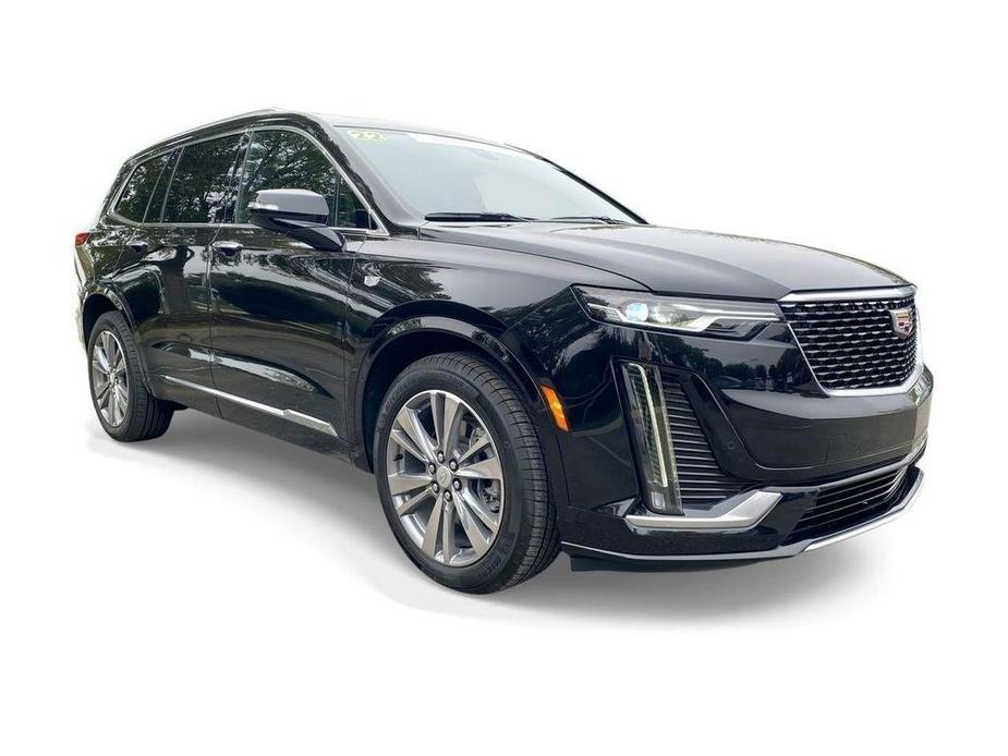 used 2022 Cadillac XT6 car, priced at $37,424