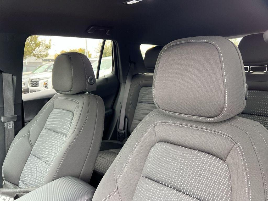 new 2026 Chevrolet Equinox car, priced at $30,133