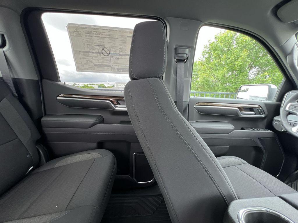 new 2025 Chevrolet Silverado 1500 car, priced at $53,270