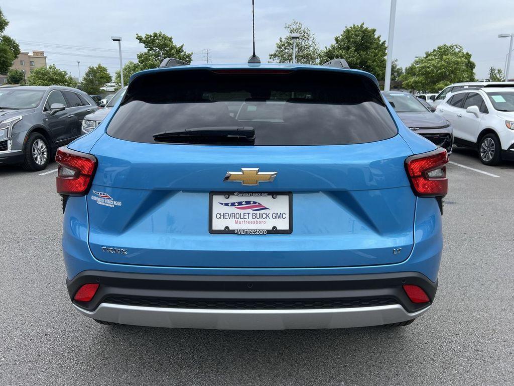 new 2025 Chevrolet Trax car, priced at $25,780