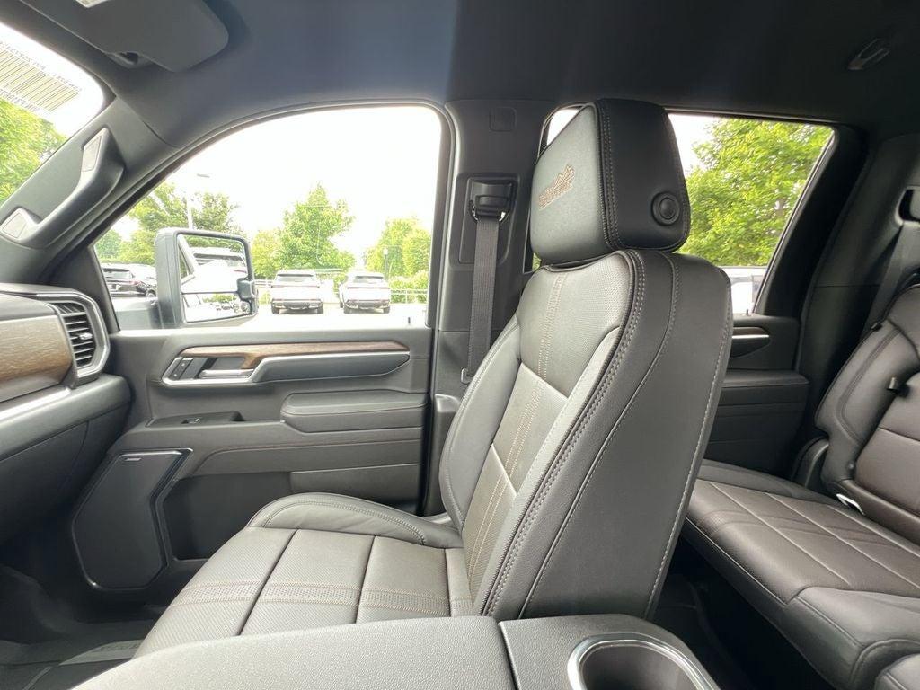new 2025 Chevrolet Silverado 3500 car, priced at $93,069