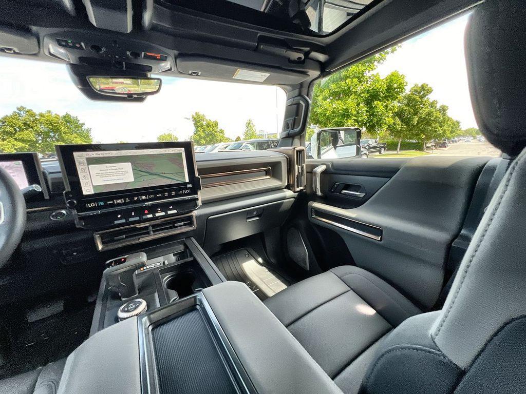 new 2025 GMC HUMMER EV Pickup car, priced at $111,290